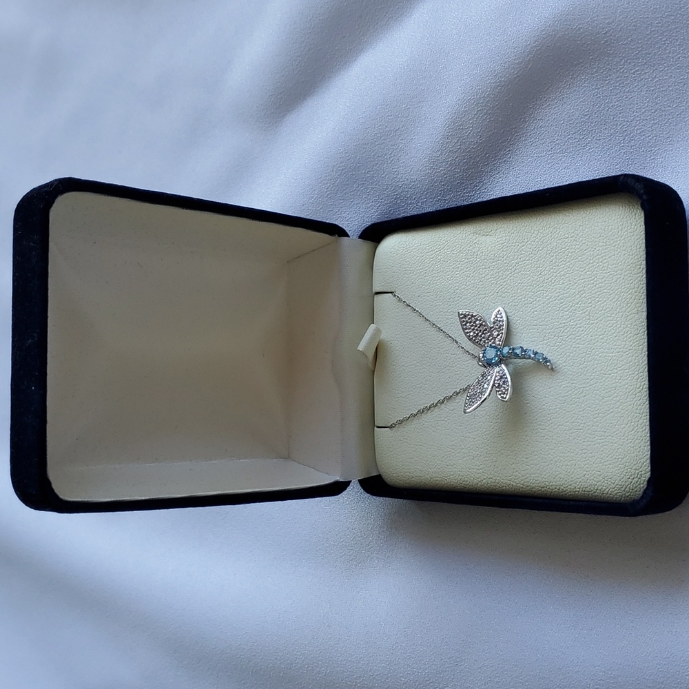 Dragonfly Necklace - topaz & diamonds - Picture 4 of 6
